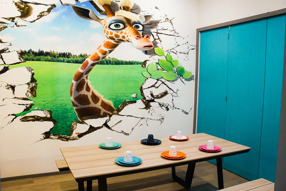 Giraffe party room at Kidz Korner